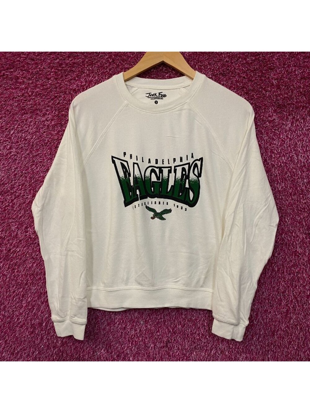 Junk Food Clothing Philadelphia Eagles Logo Crop Crewneck Sweatshirt Small